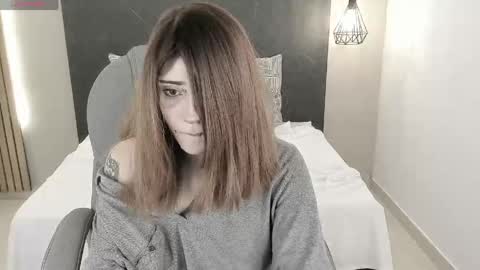 Snapshot of celestica_rose chatting on 05-15-26, 04:19 Celestica online show from 05-15-26, 04:19
