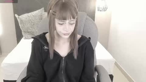 Snapshot of celestica_rose chatting on 05-22-26, 01:24 Celestica online show from 05-22-26, 01:24