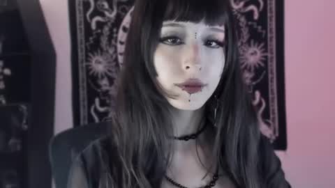  online show from 06-11-26, 02:44