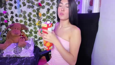 Snapshot of celestinepurple chatting on 12-01-24, 08:09 Celestineeeeee online show from 12-01-24, 08:09