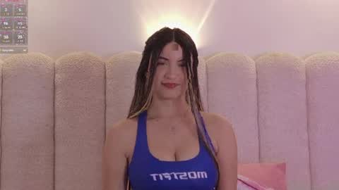 Snapshot of celestte_vanegas chatting on 06-04-26, 06:03 celestte_vanegas online show from 06-04-26, 06:03