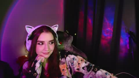 Snapshot of celia_sensual_ chatting on 06-23-26, 07:56 celia_sensual_ online show from 06-23-26, 07:56