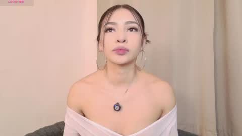 Snapshot of celine_golden chatting on 08-04-26, 06:38 CELINE online show from 08-04-26, 06:38