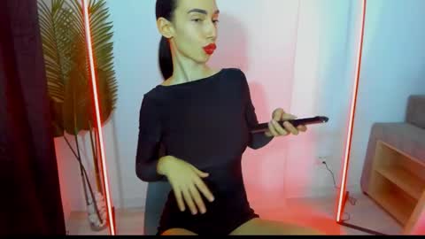 Celine Roxelle online show from 10-21-25, 06:08