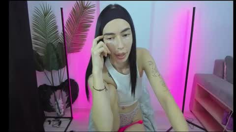 Celine Roxelle online show from 11-15-25, 06:37