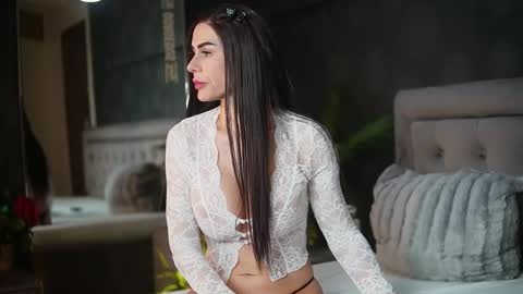  Celine  online show from 04-17-26, 07:17