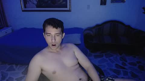 Snapshot of centurionjohnny chatting on 12-19-24, 10:45 centurionjohnny online show from 12-19-24, 10:45