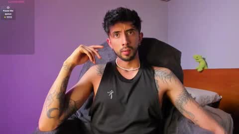 Snapshot of centyx chatting on 01-15-26, 07:17 Centyx online show from 01-15-26, 07:17