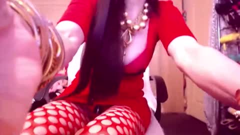 Cerise online show from 01-19-26, 12:58