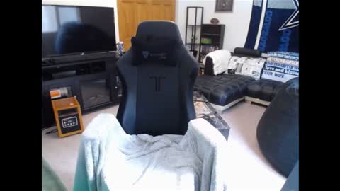 Marie online show from 12-26-24, 06:43