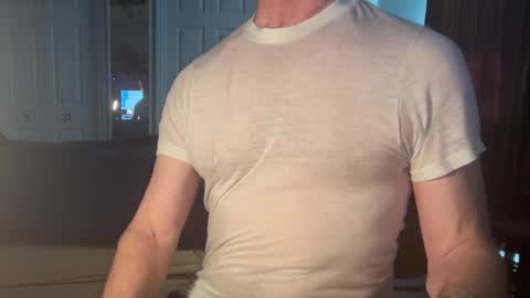 Snapshot of cfnmworkout1 chatting on 03-01-25, 03:05 cfnmworkout1 online show from 03-01-25, 03:05