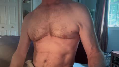 Snapshot of cfnmworkout1 chatting on 05-06-26, 12:32 cfnmworkout1 online show from 05-06-26, 12:32