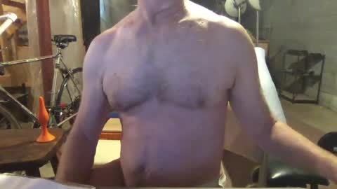 Snapshot of cfnmworkout1 chatting on 06-04-26, 05:52 cfnmworkout1 online show from 06-04-26, 05:52