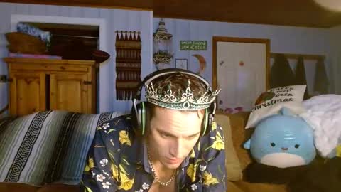 cguffey2284 online show from 12-30-24, 01:04