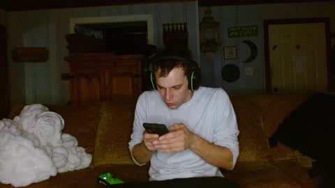 cguffey2284 online show from 01-04-25, 02:25