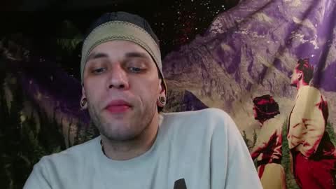 cguffey2284 online show from 01-22-25, 11:43