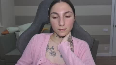 Kate online show from 11-17-25, 09:09