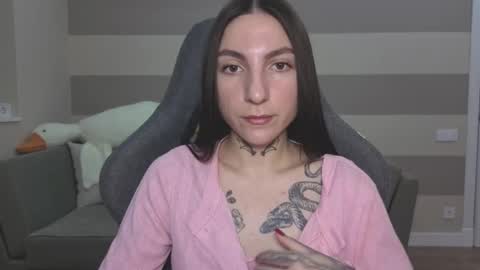 Kate online show from 11-22-25, 07:29