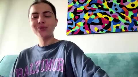Nini online show from 06-18-26, 07:08