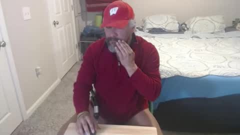 Snapshot of chacho1968 chatting on 04-07-26, 11:10 Chuck online show from 04-07-26, 11:10