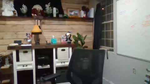 chadmichaell online show from 11-17-25, 03:23