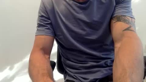 Snapshot of chagaschoo chatting on 03-25-26, 11:22 Chags online show from 03-25-26, 11:22