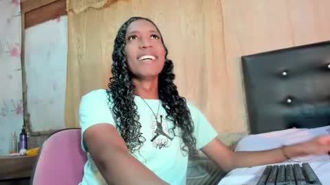 chaira_1x1 online show from 07-28-26, 06:20