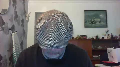 Snapshot of champers37 chatting on 12-18-25, 09:48 Champers online show from 12-18-25, 09:48