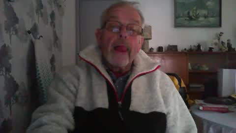 Snapshot of champers37 chatting on 01-08-26, 11:56 Champers online show from 01-08-26, 11:56