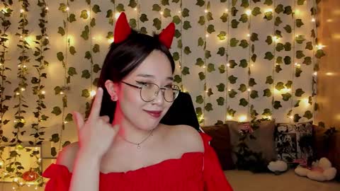 Snapshot of champions_babe chatting on 10-12-25, 11:37 champions_babe online show from 10-12-25, 11:37