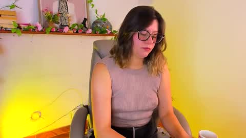 chanell online show from 02-05-26, 01:27