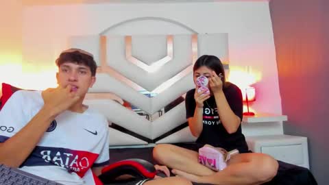 Chanellandmax online show from 12-04-25, 01:31