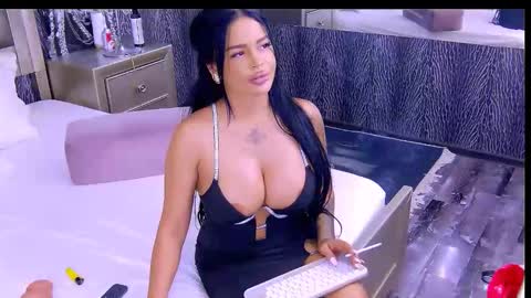 Snapshot of chanelledy1 chatting on 06-06-26, 06:07 chanelledy1 online show from 06-06-26, 06:07