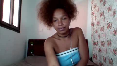 Snapshot of chaniee chatting on 07-12-26, 01:02 Chaniee online show from 07-12-26, 01:02
