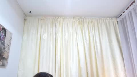 Snapshot of channel_mills chatting on 05-08-26, 01:33 C H A N N E L online show from 05-08-26, 01:33