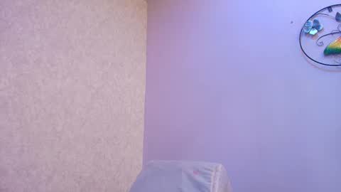 Raquel  online show from 12-22-25, 12:02