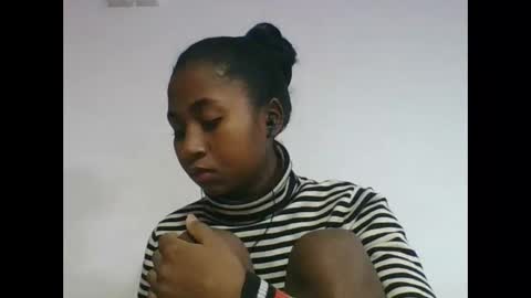 chantale483461 online show from 06-10-26, 06:18