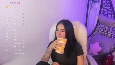 Chantall online show from 11-26-25, 05:08