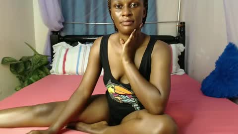 Snapshot of chantelsamz2 chatting on 12-08-24, 12:08 Chantel online show from 12-08-24, 12:08