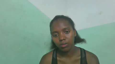 Snapshot of chanteuse655720 chatting on 04-21-26, 05:28 chanteuse655720 online show from 04-21-26, 05:28