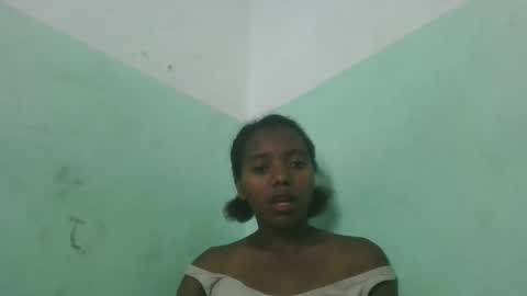Snapshot of chanteuse655720 chatting on 04-27-26, 05:11 chanteuse655720 online show from 04-27-26, 05:11
