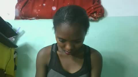 Snapshot of chanteuse655720 chatting on 04-28-26, 04:39 chanteuse655720 online show from 04-28-26, 04:39