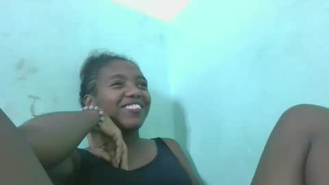Snapshot of chanteuse655720 chatting on 04-30-26, 06:25 chanteuse655720 online show from 04-30-26, 06:25
