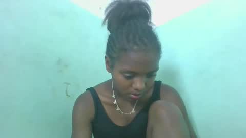 Snapshot of chanteuse655720 chatting on 05-02-26, 04:45 chanteuse655720 online show from 05-02-26, 04:45