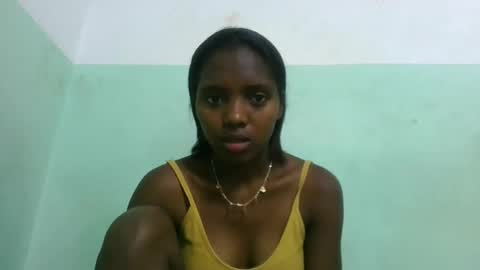 Snapshot of chanteuse655720 chatting on 05-18-26, 05:13 chanteuse655720 online show from 05-18-26, 05:13