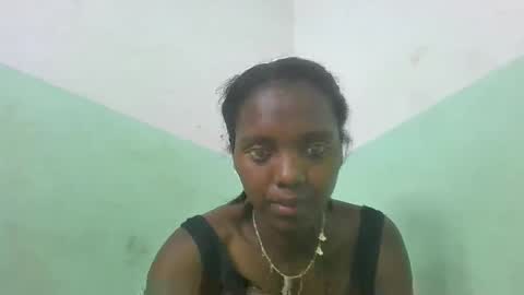 Snapshot of chanteuse655720 chatting on 05-28-26, 06:27 chanteuse655720 online show from 05-28-26, 06:27