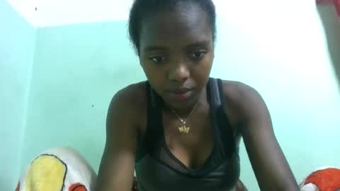Snapshot of chanteuse655720 chatting on 06-17-26, 07:00 chanteuse655720 online show from 06-17-26, 07:00