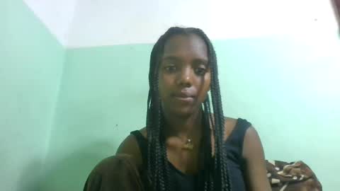 Snapshot of chanteuse655720 chatting on 06-22-26, 01:08 chanteuse655720 online show from 06-22-26, 01:08