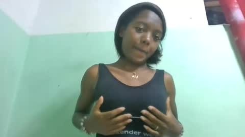 Snapshot of chanteuse655720 chatting on 07-05-26, 05:36 chanteuse655720 online show from 07-05-26, 05:36