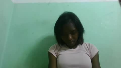 Snapshot of chanteuse655720 chatting on 07-08-26, 05:28 chanteuse655720 online show from 07-08-26, 05:28